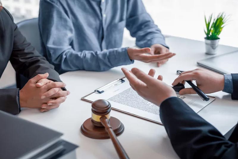 soluções jurídicas em direito civil e empresarial